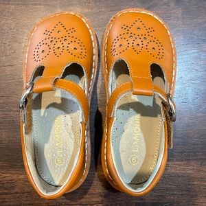 L’amour toddler girl size 9 brown shoes
